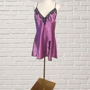 Frederick’s of Hollywood Satin Chemise XL | Purple Lace Lingerie Slip